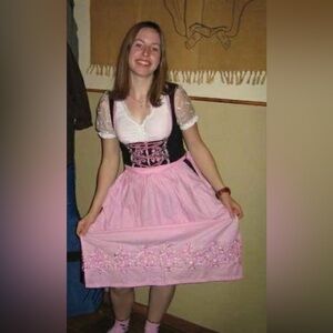 Skandal German Drindl Set in Black, Pink, & White Size 34